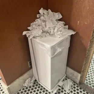 not workers fault. Can not full. I had went to the bathroom, it was clean, not 20 later it was like this.