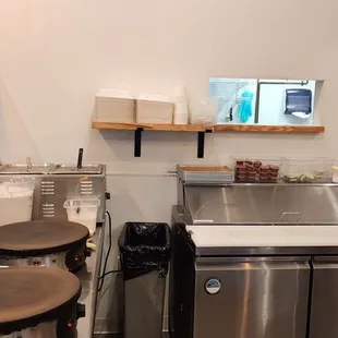 sushi and sashimi, interior