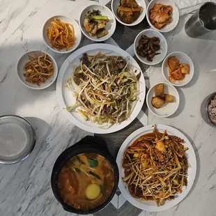 ramen and noodles, food