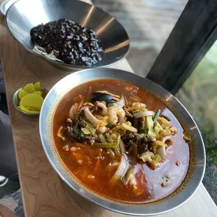Came for the jajangmyeon but stayed for the Jjamppong. Delicious!