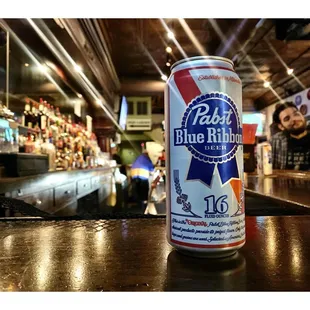 Casual PBR @ Gammon&apos;s Pub . 4264 N Lincoln Ave, Chicago, IL. Cool !