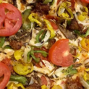 a close up of a pizza