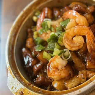 Mama&apos;s Claypot