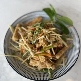 Tofu mango salad