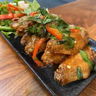 Fish Sauce Glazed Chicken Wing
