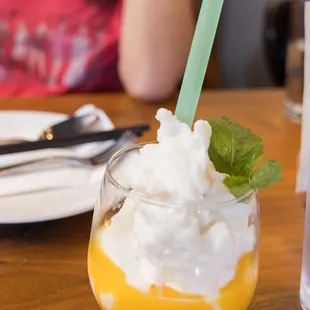 peach coconut slush
