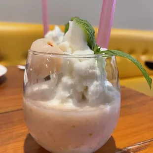LYCHEE COCONUT FREEZE (NEW)