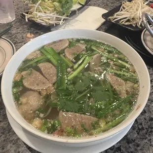 Hủ tiếu bò viên