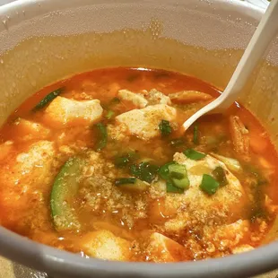 Soon tofu soup (meat base)