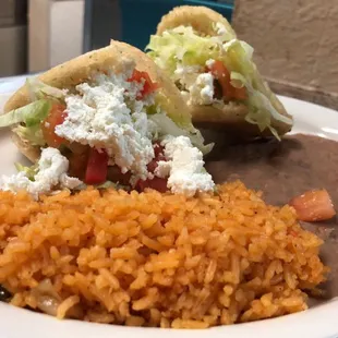 Gorditas con queso panela