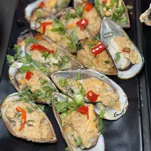 Garlic Mussel @dangit.all
