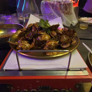 Spicy Stir Fried Clams