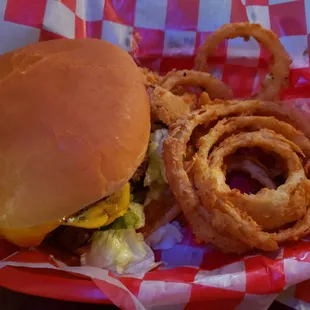 Burger and onion rings!!