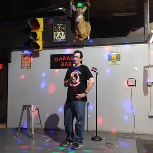 Stand-up show featuring a guy who looks like the spawn of Stephen King.