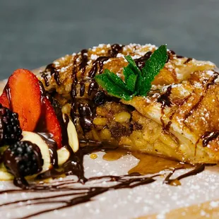 Even we can&apos;t resist our apple strudel