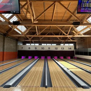 Bowling lanes