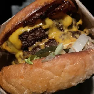 Crazy Dave 's Double Cheeseburger