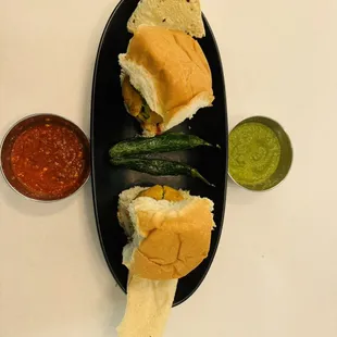 Vada pav