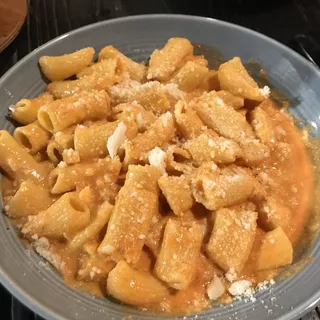Rigatoni Tomato Cream