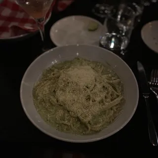 Spaghetti Pesto Alfredo