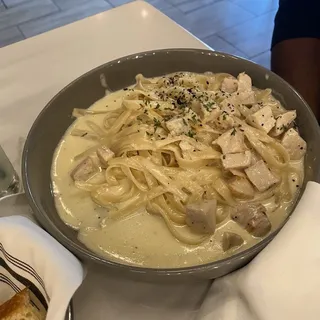 Fettuccine 4 FORMAGGI