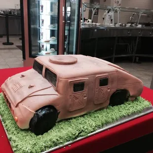 U.S. Army 240th Birthday Cake (Hummer Style)