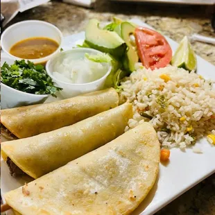 a plate of mexican food