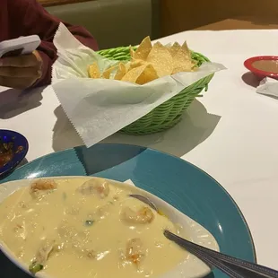 Lump crabmeat and shrimp quest