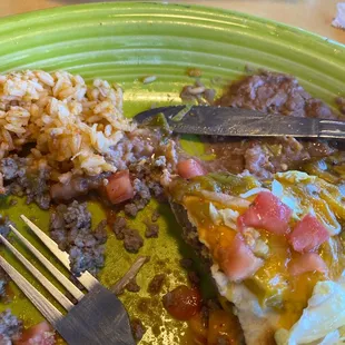 a plate of mexican food