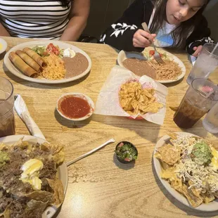 Nacho specials, kids meal, flauta plate