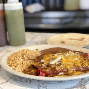Chili Con Carne Enchiladas