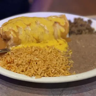 Burrito, rice &amp; beans