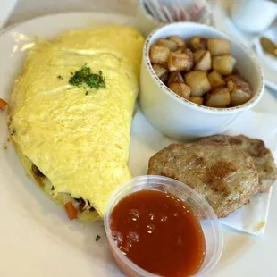 Made-to-order Breakfast Omelette with turkey sausage