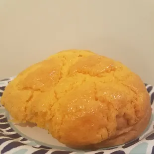 pineapple bun