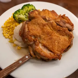 chicken wings and fried chicken, food