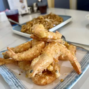 Egg yoke shrimp