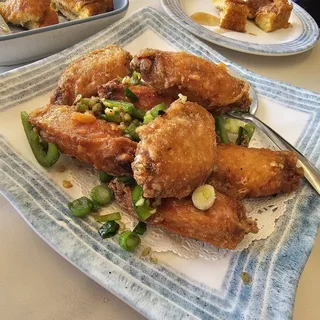 Salt and Pepper Chicken Wings