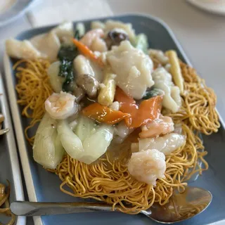 Seafood Pan-Fried Noodle