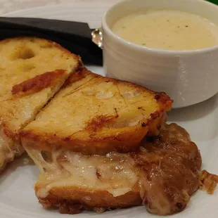 French onion grilled cheese with soup du jour (clam chowder)