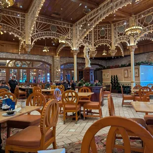 Garden Court Buffet at Main Street Stattion