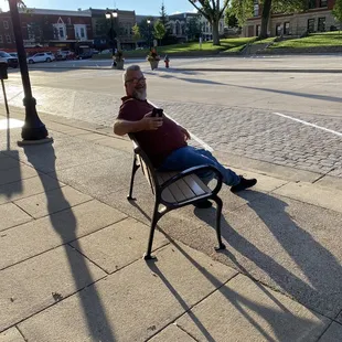 Wonderful to sit outside on the bench facing the square &amp; watch people walk or cars drive by. It was relaxing.