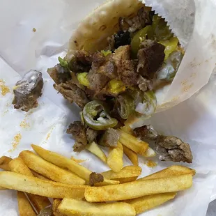 7" Gyro Sandwich, Fries