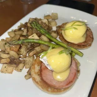 Eggs Benedict
