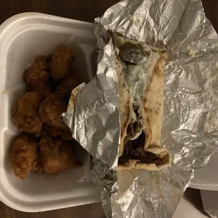 Gyro + Boneless Buffalo Wings (10 Piece) Combo