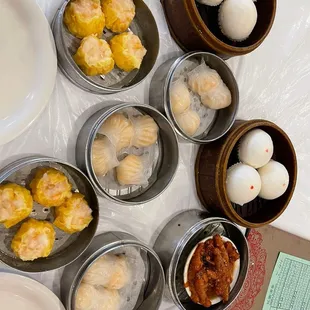 Shrimp Dumplings, Siumai, Salty Egg Bun, Chicken Feet