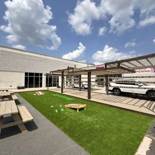 sushi and sashimi, outside