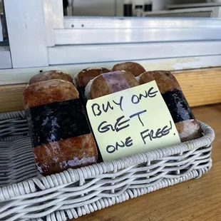 Musubis (TikTok: @justandyvu)