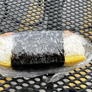 Teriyaki ham, rice, egg, wrapped in nori seaweed