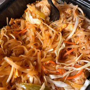 Chicken pad Thai