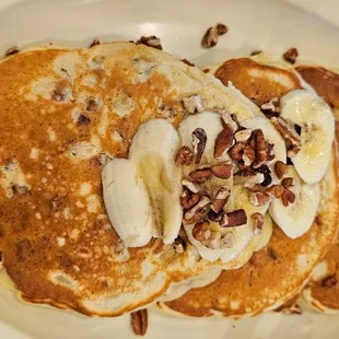 Banana Pecan Pancakes